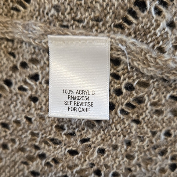 Croft & Barrow Women's Beige Open-Front Open Knit Sweater Vest - Picture 7 of 7